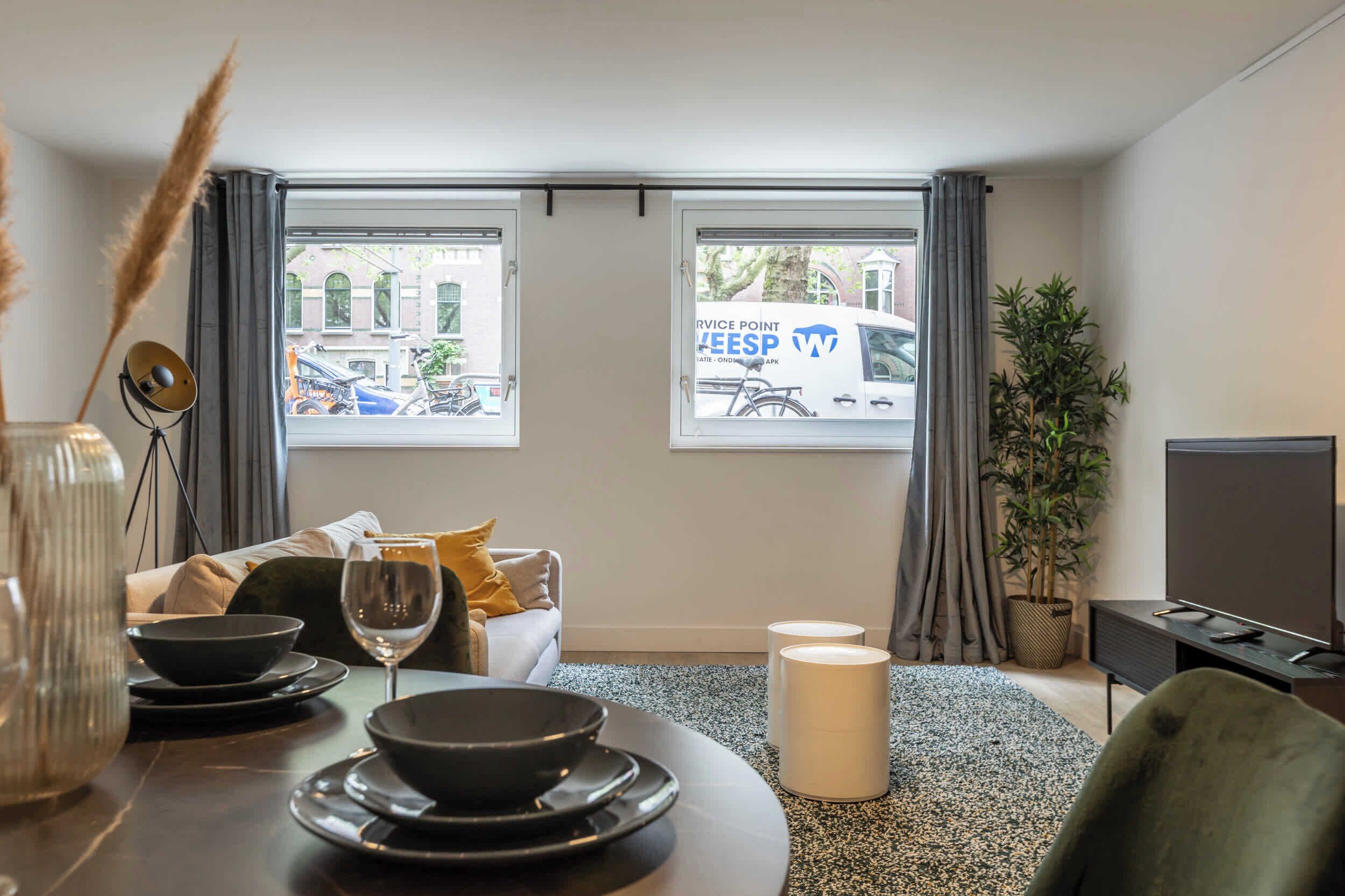 Modern Lower-ground Apartment In Rotterdam West - Rotterdam