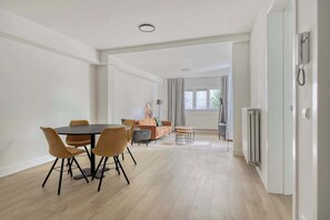 Interior - Stijlvol & Comfortabel Appartement in het Hart van Rotterdam (Rotterdam)