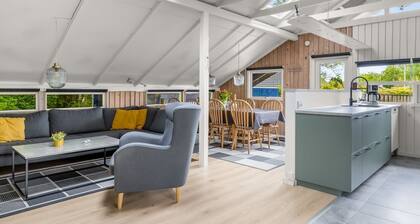 "Clari" - 250m from the sea by Interhome