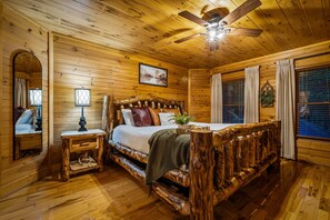 2 bedrooms, iron/ironing board, travel cot, free WiFi - Smoky Honeymoon Cabin with Sauna, Hot Tub & Cinema (Sevierville)