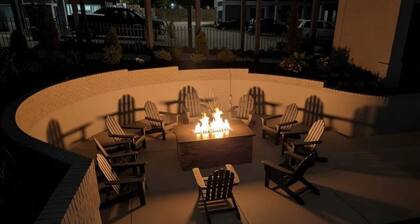 Lux Mins To BNA Airport & TriStar Summit Medical