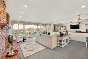 TV, offices - Luxury Hilltop Escape w/ Views & Game Room (Fallbrook)