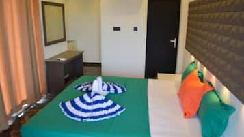 Deluxe Double Room, Garden View