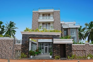 Deluxe Double Room, Garden View | Exterior - Hotel Radiance (Trincomalee)