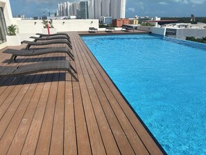 Pool - Vrbo Property (Cancún)