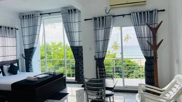 Deluxe Double Room, Balcony, Ocean View | Laptop workspace, free WiFi