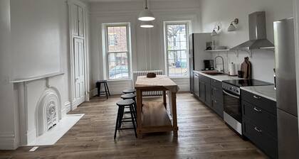 Welcome to East High - A Charmingly Modern Stay in Lawrenceburg