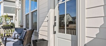 Big beautiful new home super close to Denver Intl Airport, Denver, Boulder