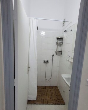 Hair dryer, towels, toilet paper - Your Cute house (Salé)