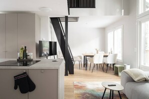 Chalet, 3 Bedrooms, Patio | Living area