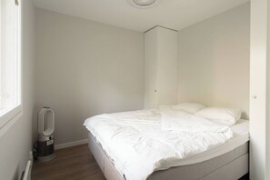 Chalet, 3 Bedrooms, Patio | 3 bedrooms - City Cottage Mia Emilia B With Jacuzzi and Cold tub (Espoo)