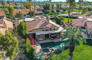 Exterior - Spacious 4-bedroom house in peaceful La Quinta with AC (La Quinta)
