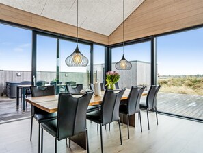 Outdoor dining - "Uolevi" - 130m from the sea by Interhome (Løkken)