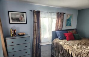 Room - Bird’s Nest (Junction City)