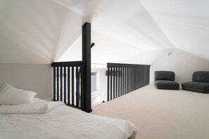Chalet, 2 Bedrooms, Patio - City Cottage With Sauna and Hot Tub Near Helsinki (Espoo)