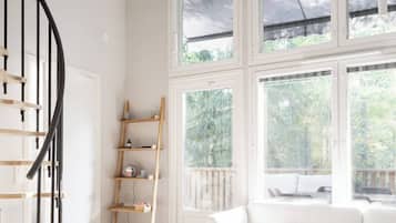 Chalet, 2 Bedrooms, Patio | Living room