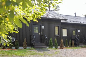 Chalet, 2 Bedrooms, Patio | Exterior - City Cottage With Sauna and Hot Tub Near Helsinki (Espoo)