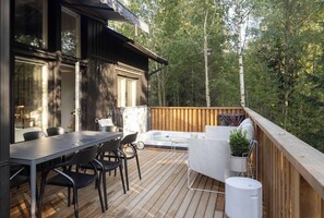 Chalet, 2 Bedrooms, Patio | Outdoor dining - City Cottage With Sauna and Hot Tub Near Helsinki (Espoo)
