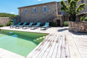 Pool - Vrbo Property (Saint-Jean-de-Maruéjols-et-Avéjan)