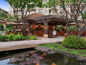Bar (on property) - Westin Kaanapali Ocean Resort - 1 Bdrm. Oceanview Villa, August 14-21, 2026 (Lahaina)