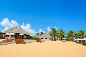 Exterior - Spacious 2BR Cana Pearl Condo, King Bed, Pool & Golf Views (Punta Cana)