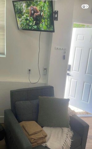 Interior - Space to Relax (North Miami)