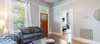 Capitol View 3-bedroom cottage with AC in Downtown Little Rock