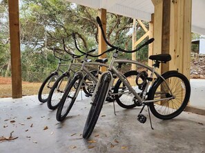 Property grounds - Short walk to beach. Beautiful home with HOT TUB, bikes & wagon (Emerald Isle)