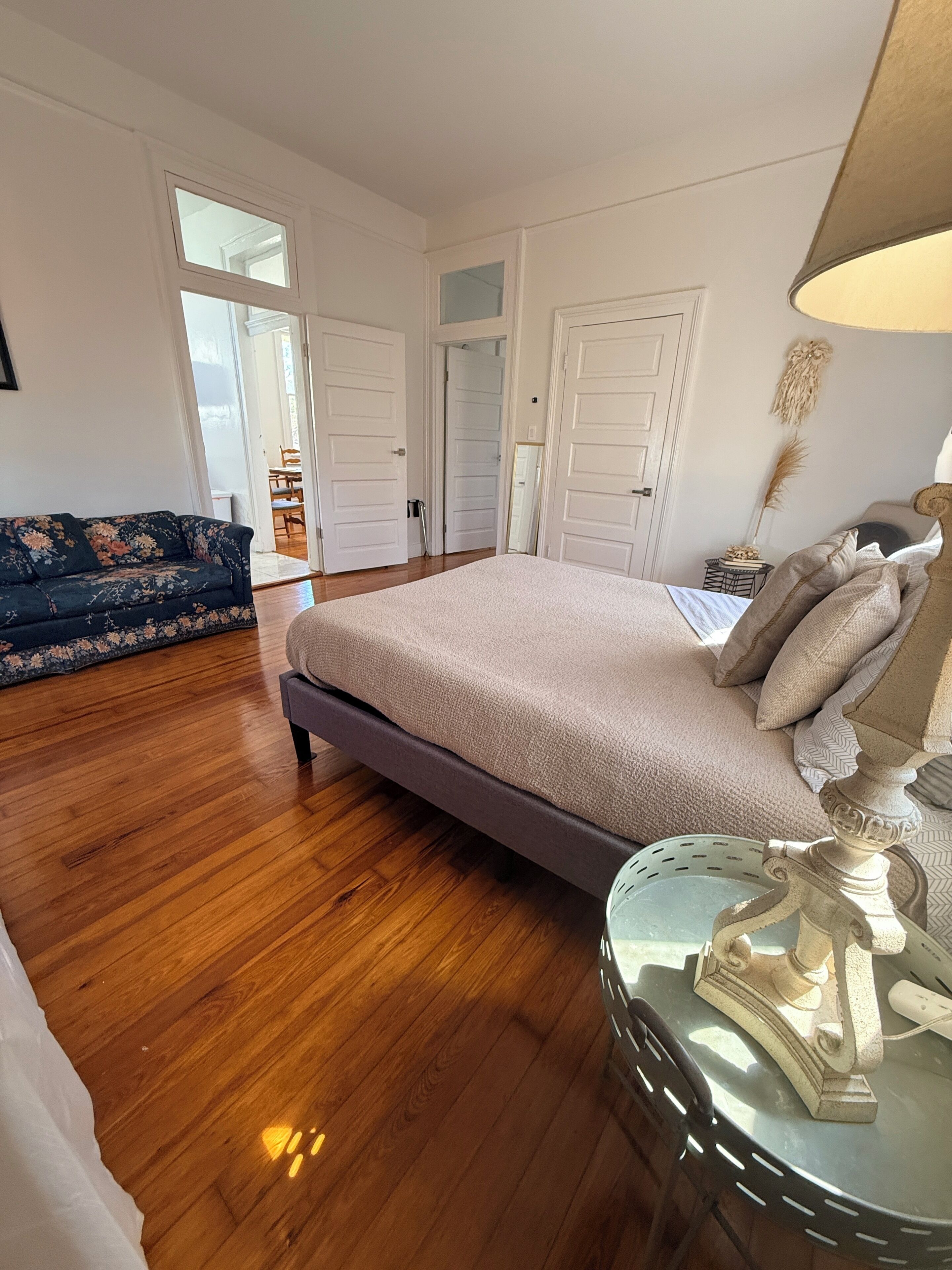 2 chambres, bureau, fer et planche à repasser, Wi-Fi gratuit