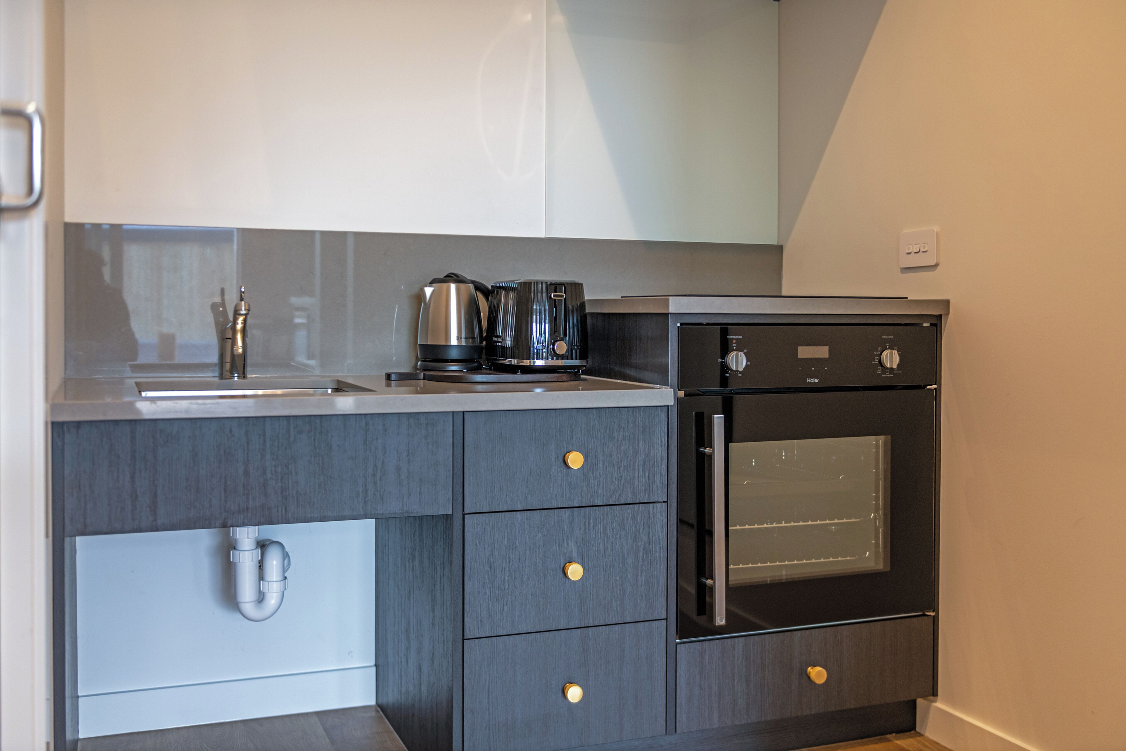 Premium Twin Room, Mobility Accessible | Premium bedding, individually furnished, laptop workspace