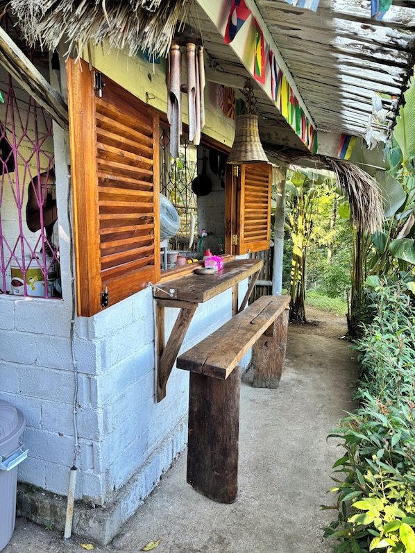 Room, Patio, River View | Shared kitchen
