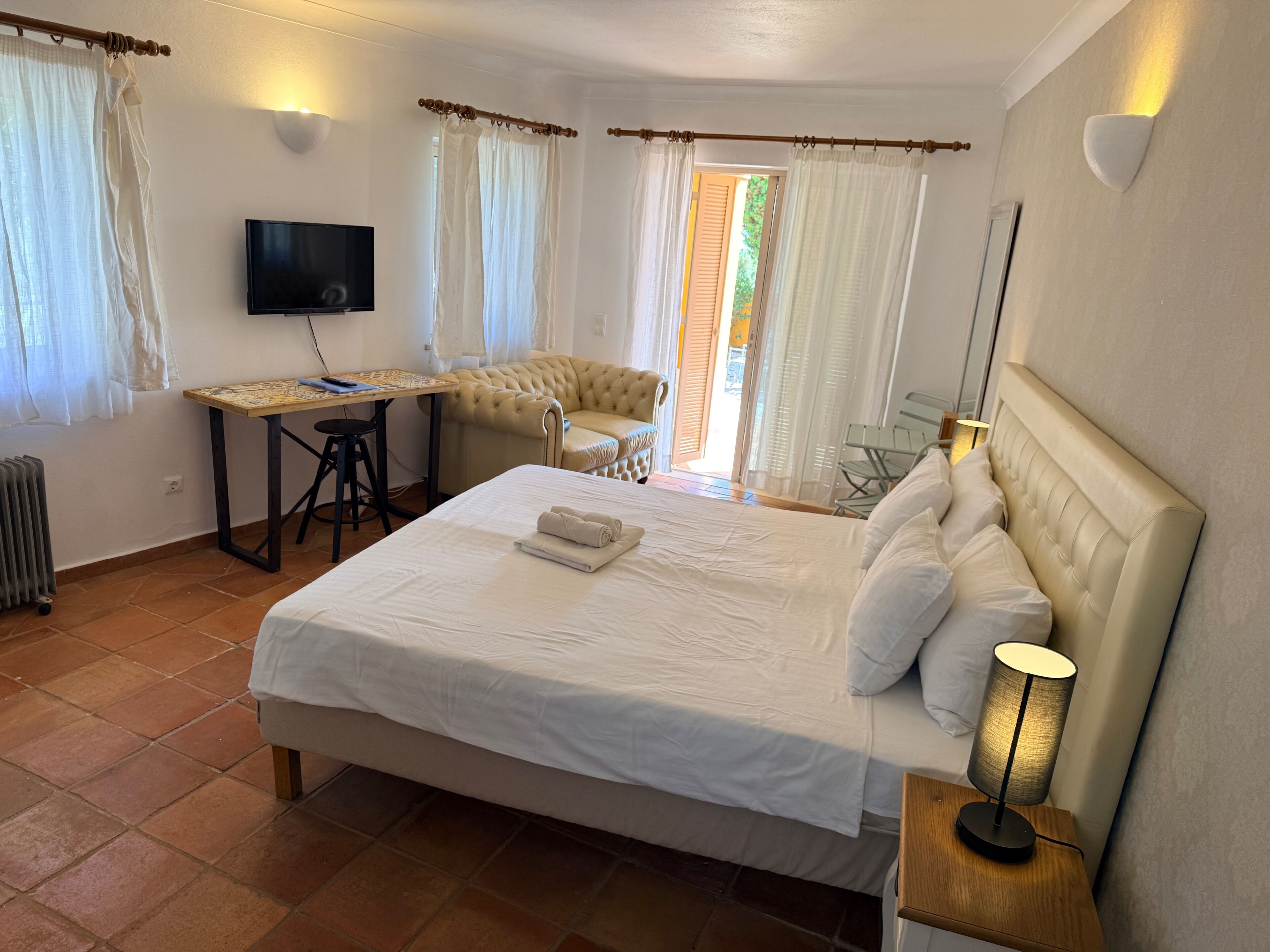 Studio With Pool And Meia Praia Beach Access - Lagos