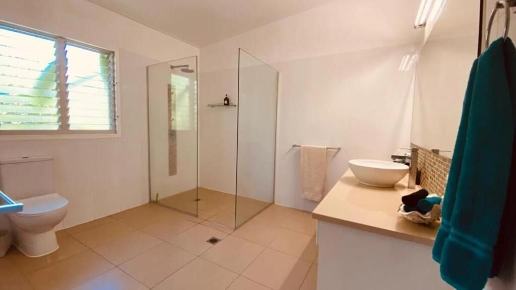 Chalet Deluxe, 5 chambres, patio, vue océan | Salle de bain