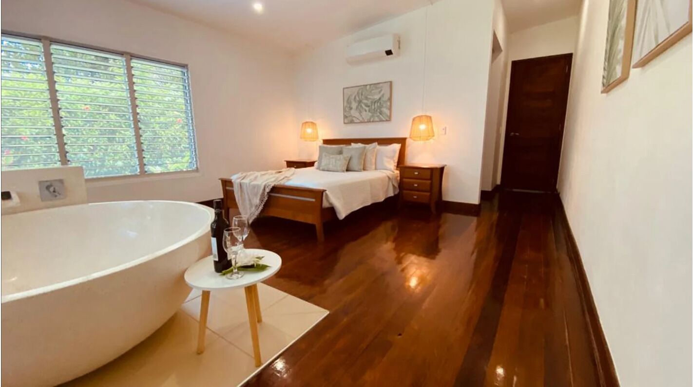 Chalet Deluxe, 5 chambres, patio, vue océan