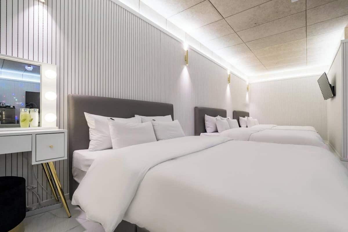 Family Playroom | Blackout drapes, soundproofing, free WiFi, bed sheets