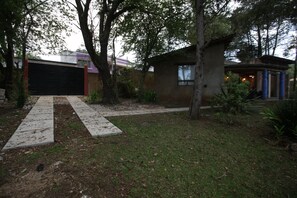Property grounds - Quaint 1-bedroom lodge in charming San Cristóbal de las Casas (San Cristóbal de las Casas)
