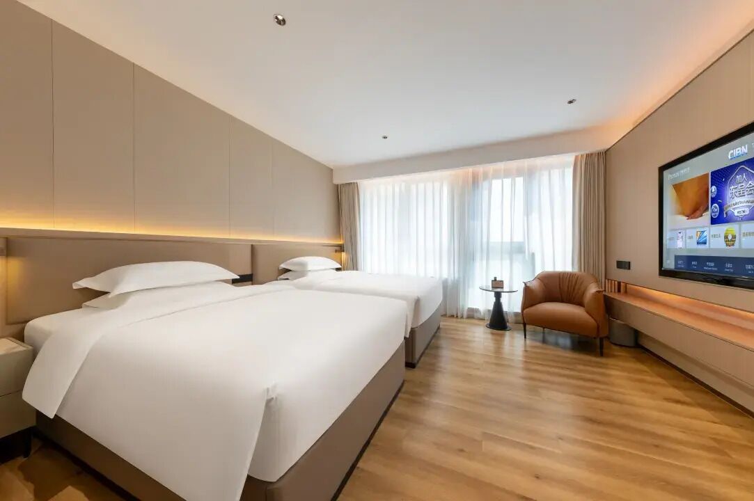 Standard Double Room | In-room safe, blackout drapes, free WiFi