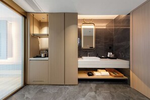Hair dryer, slippers, towels, shampoo - jiangmenbodunxingzhenggongyu (jiangmenshi)