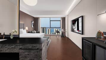 Premier Single Room, Sea View | Ruang tamu | TV LCD
