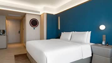 Habitación básica doble, vista a la ciudad | Camas con efecto memoria, wifi gratis y ropa de cama