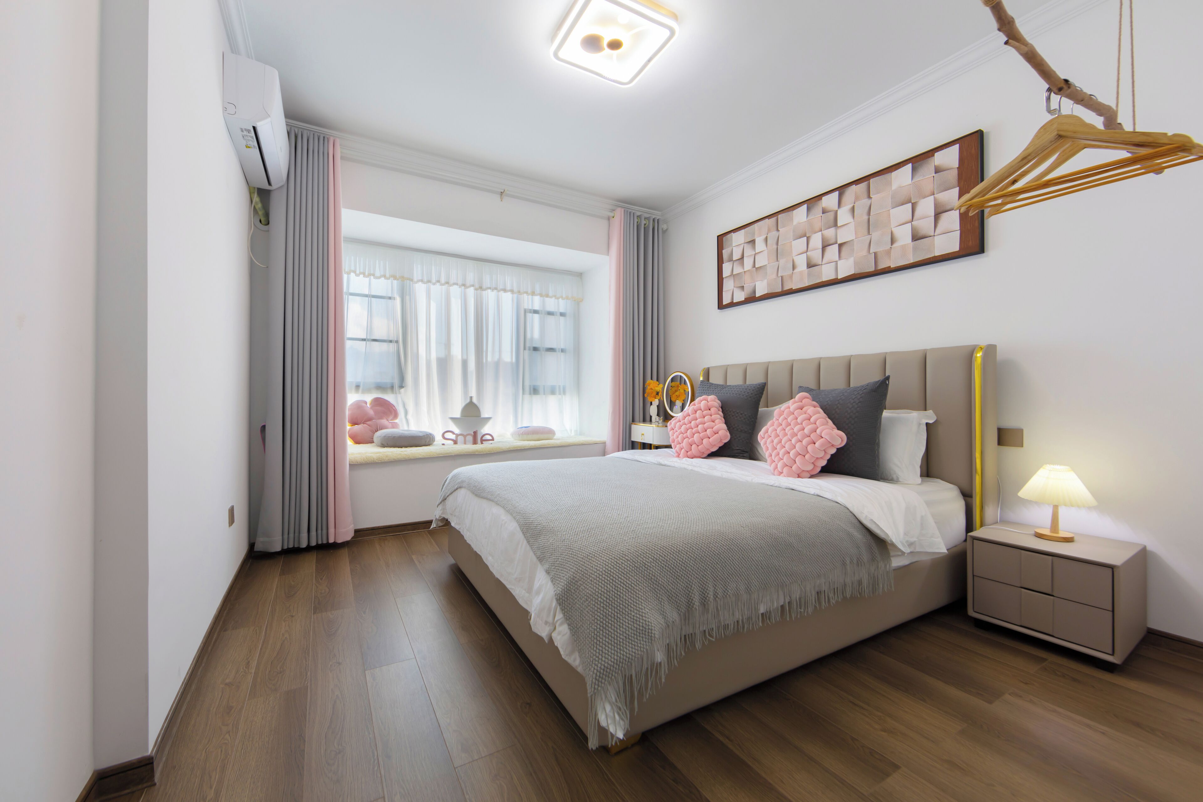 Ropa de cama de alta calidad, wifi gratis y ropa de cama 