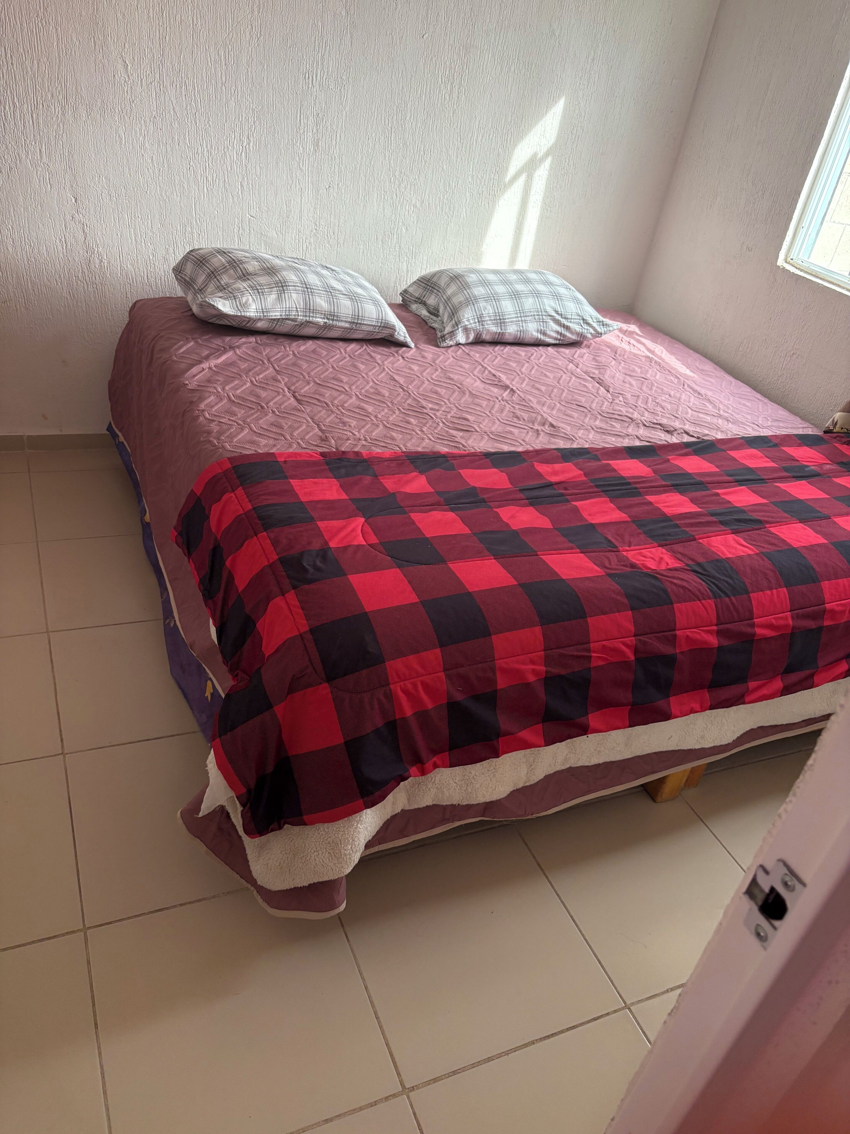 2 slaapkamers, beddengoed