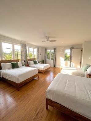 Room - 4BR NEW Riverside Modern Oasis Private Pool, Boat Dock, Grill & Best Location (Miami)