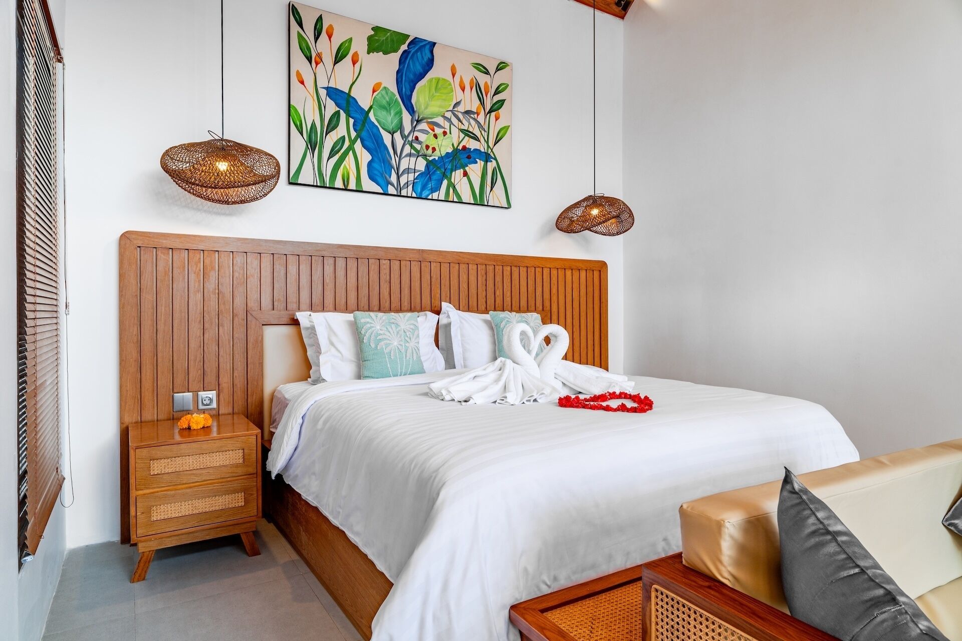 Villa, 1 Queen Bed, Private Pool, Pool View | Free WiFi, bed sheets