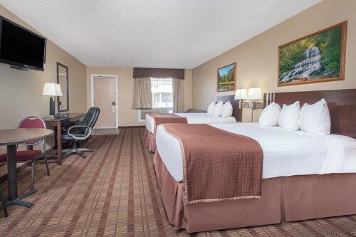 ECO LODGE INN  &  SUITES