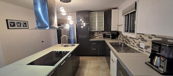 brossard home inn 1