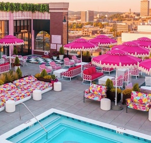 Pool - The Stella: The Star of the Short North! (Columbus)