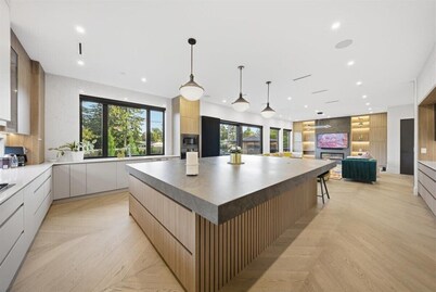 6BR Spacious Luxury Villa - Theatre, Sauna & Games
