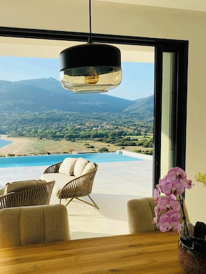 Interior - Villa overlooking Valinco Gulf in Propriano (Propriano)