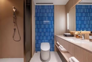 Standard Single Room, City View | Bathroom